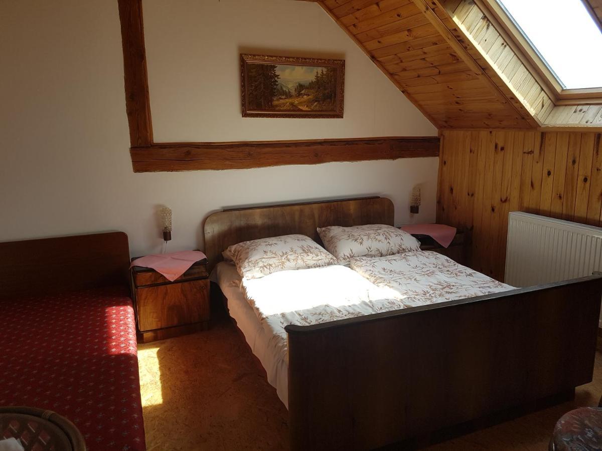 Hostinec Selsky Dvur Zbiroh Екстериор снимка